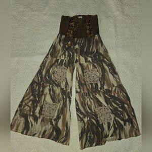 Smocked Waist Wide-Leg Pants in Brown Multi